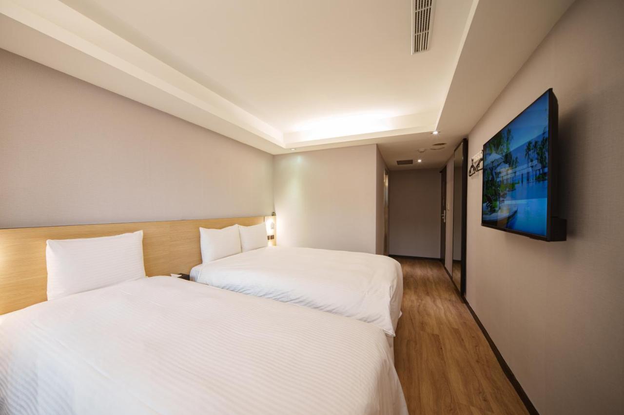 Hub Hotel Tucheng Eksteriør billede