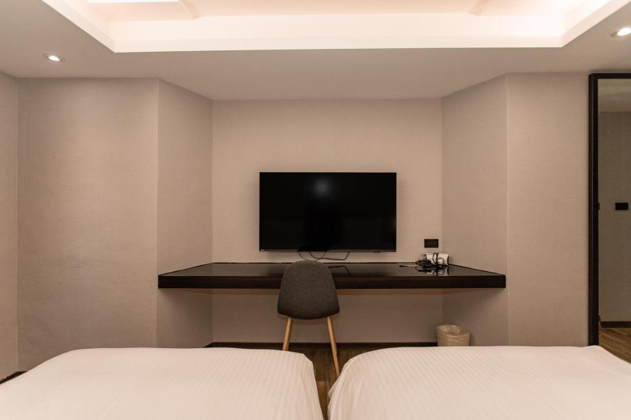 Hub Hotel Tucheng Eksteriør billede