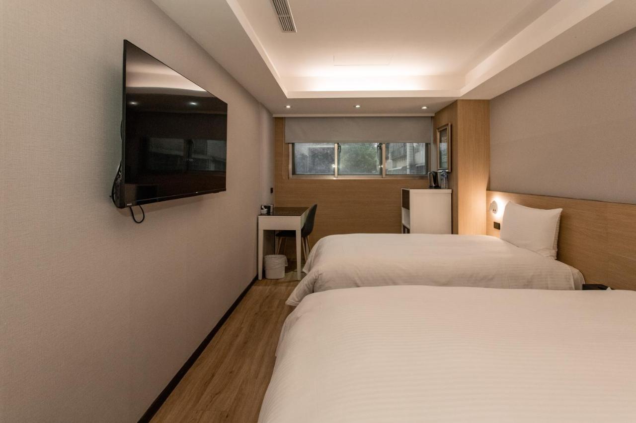 Hub Hotel Tucheng Eksteriør billede