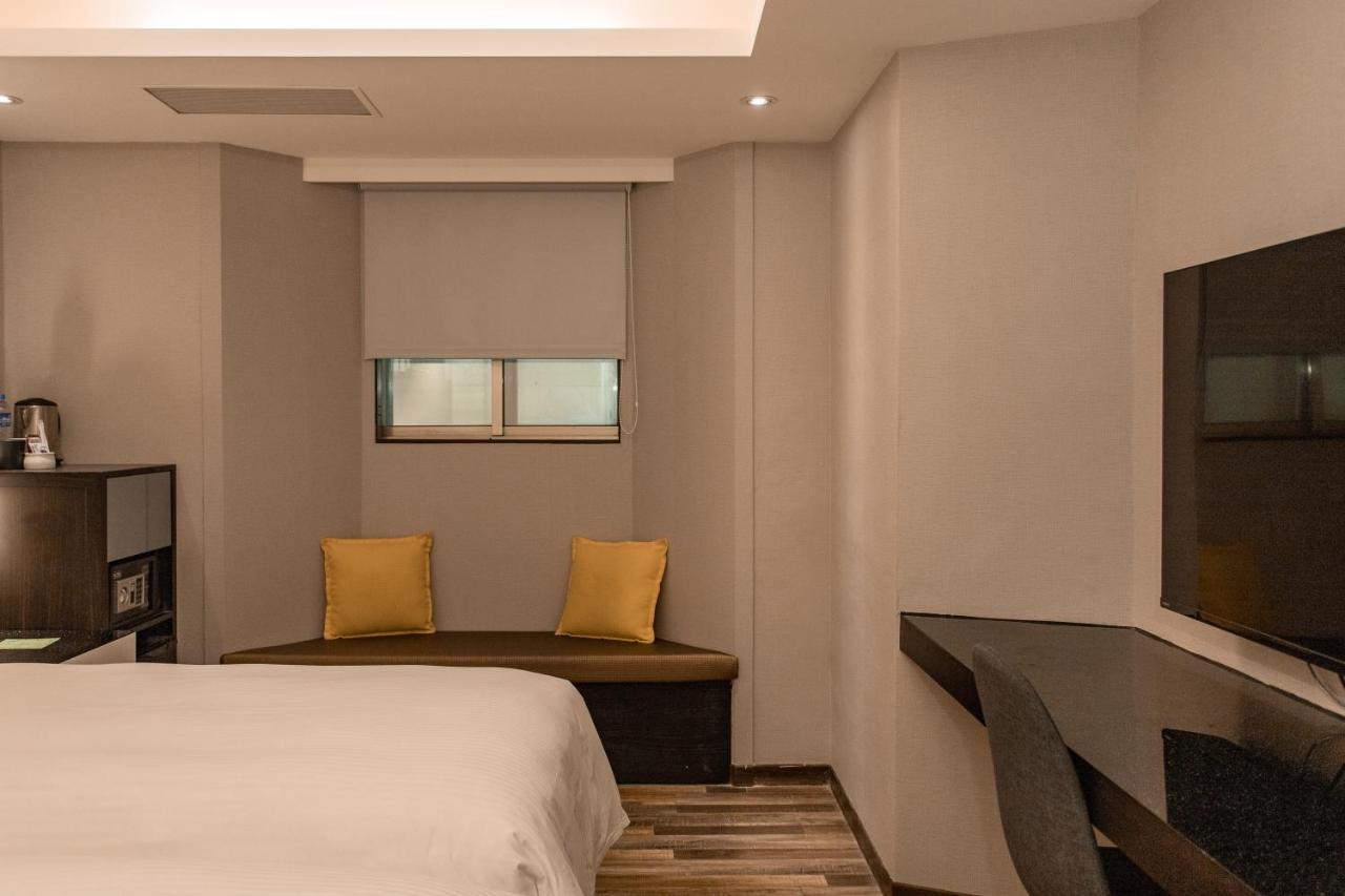 Hub Hotel Tucheng Eksteriør billede