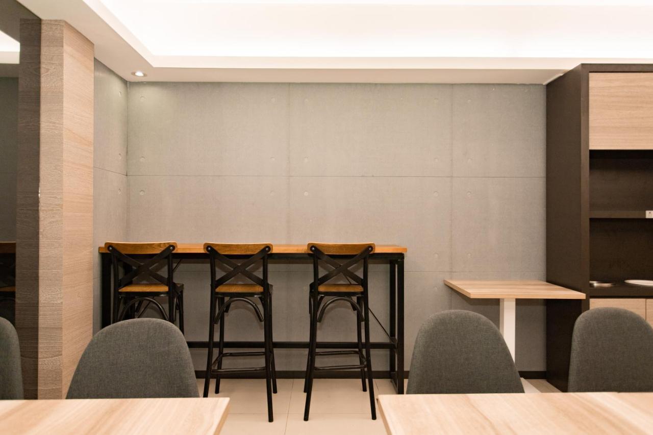 Hub Hotel Tucheng Eksteriør billede