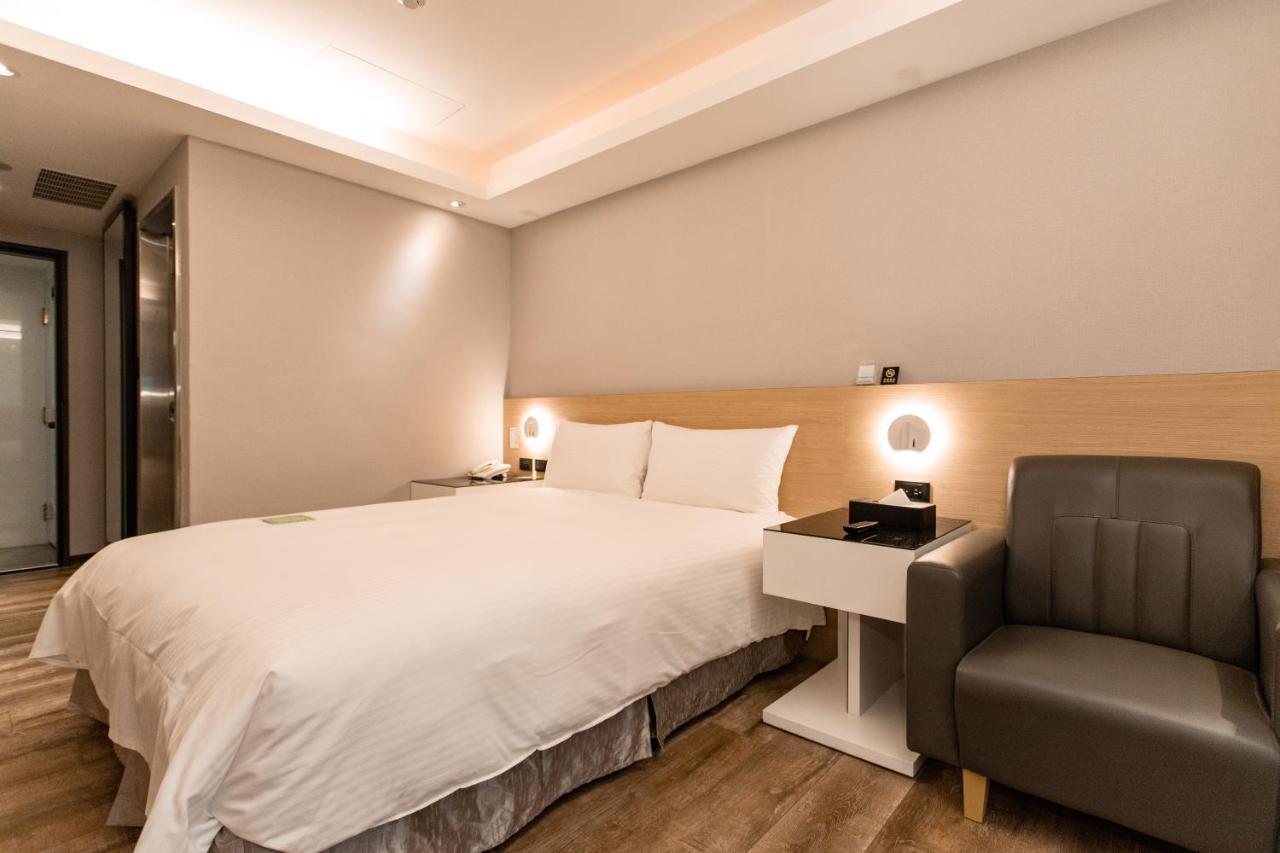 Hub Hotel Tucheng Eksteriør billede