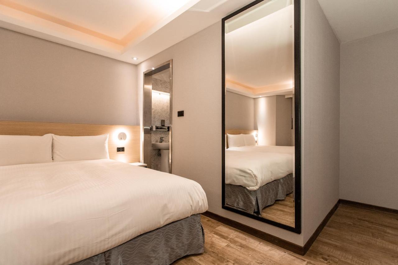 Hub Hotel Tucheng Eksteriør billede
