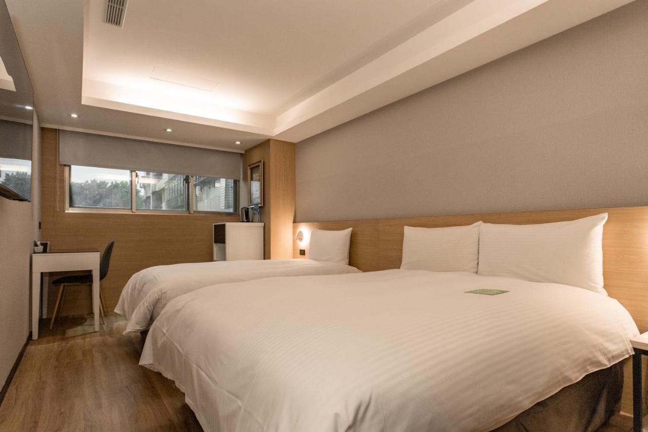Hub Hotel Tucheng Eksteriør billede